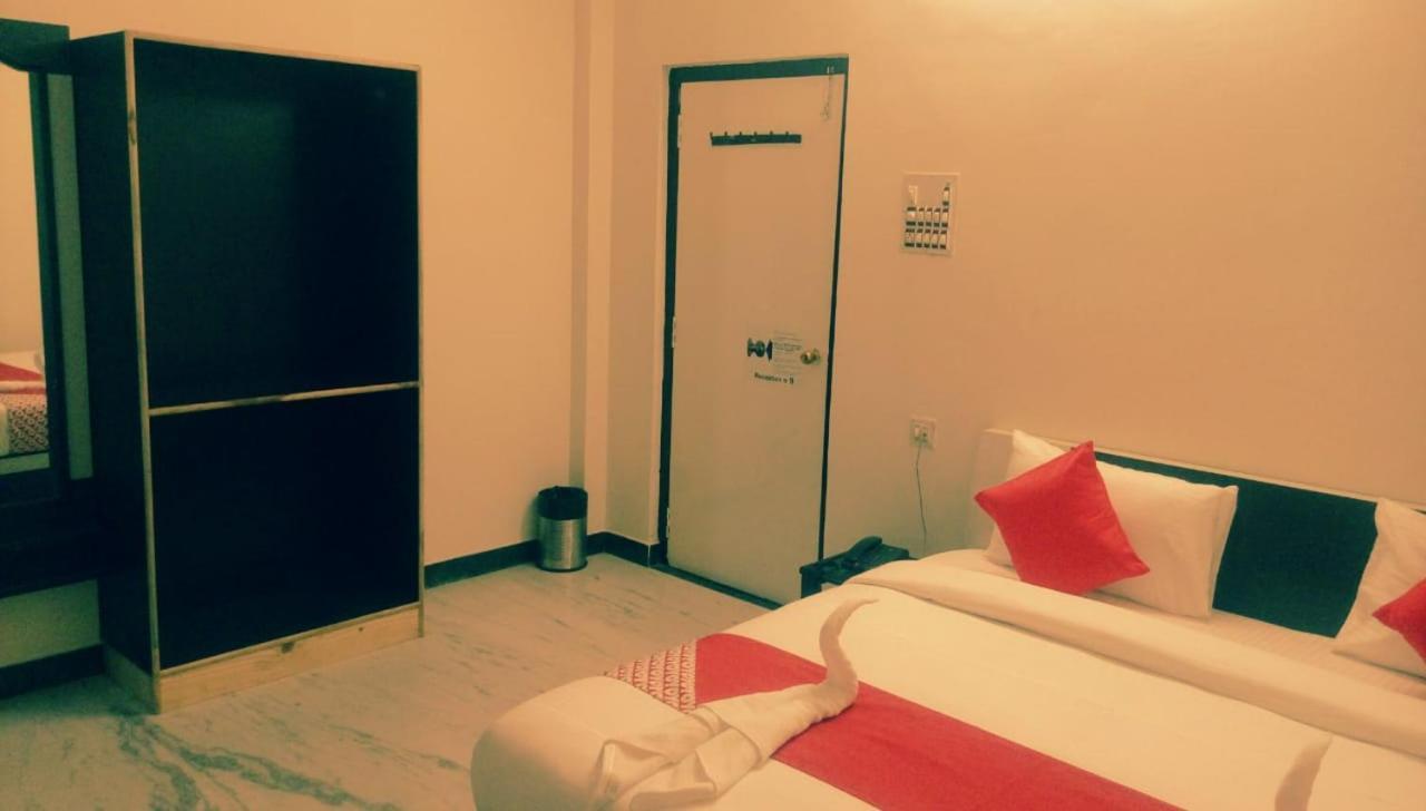 Hotel Rajkamal International Udaipur Extérieur photo